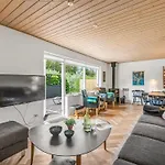 Lavrans - 2-5km From The Sea By Interhome بيت للعطل هين ستراند