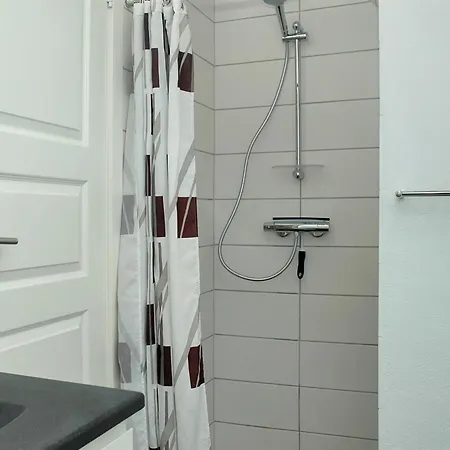 Lavrans - 2-5km From The Sea By Interhome *