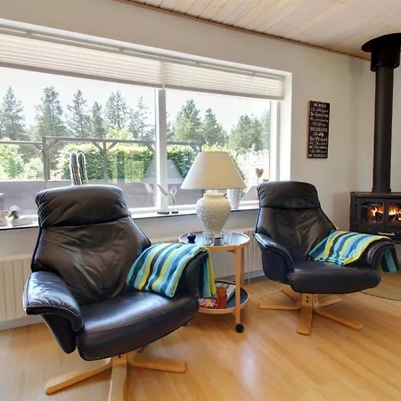 Lavrans - 2-5km From The Sea By Interhome *