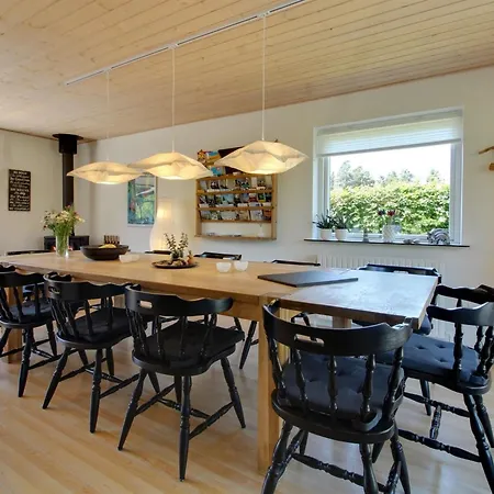 Lavrans - 2-5km From The Sea By Interhome * Henne Strand